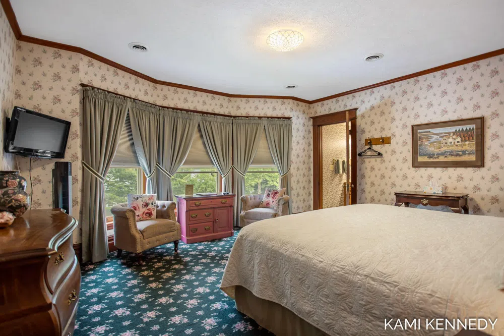 447 Butler Street Saugatuck, MI 49453