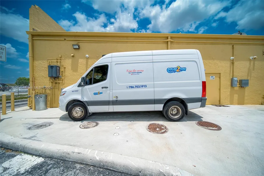 Seafood Market With Distribution in Miami Miami, FL 33186