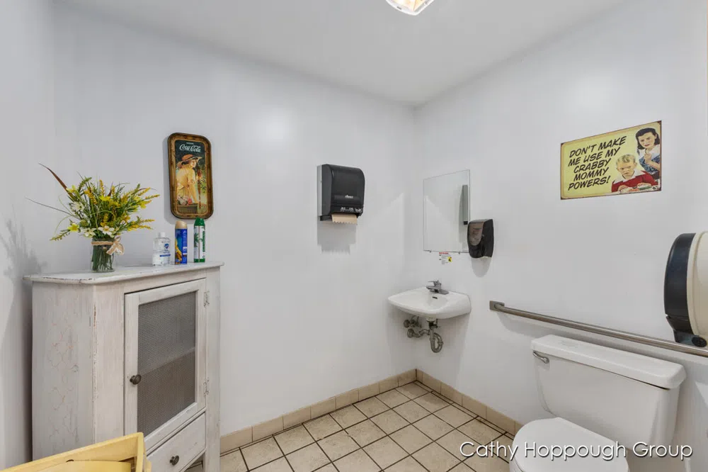 112 State Street Freeport, MI 49325