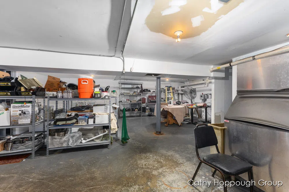 112 State Street Freeport, MI 49325