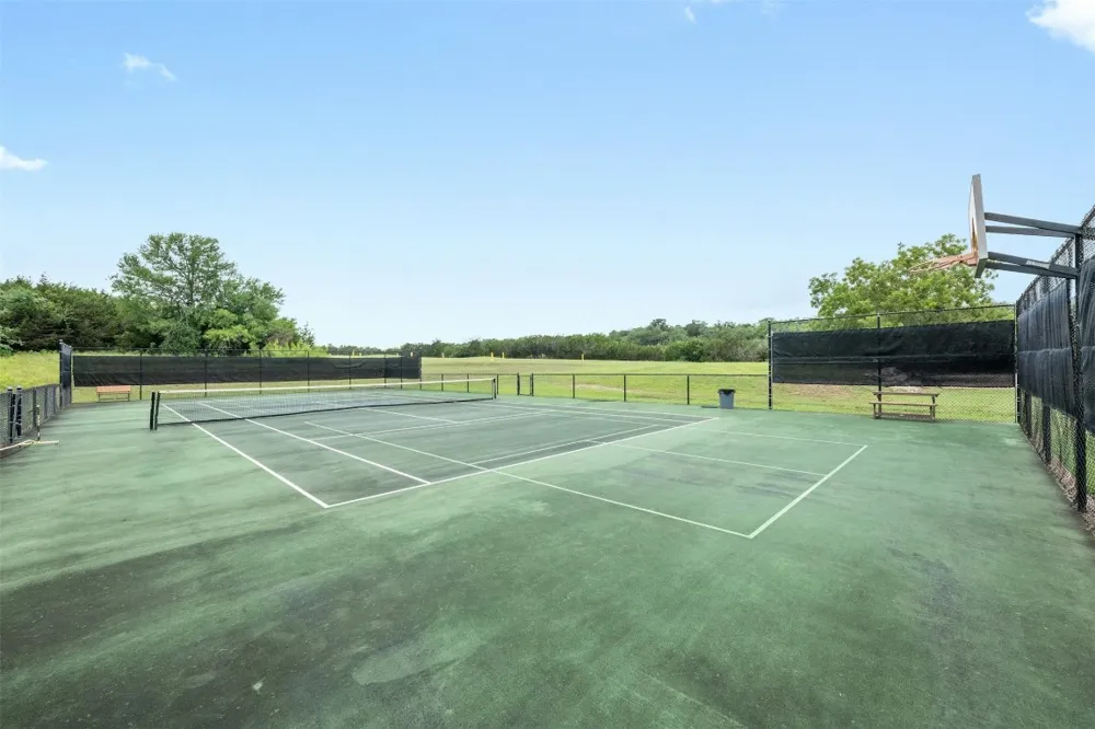 1005 Covered Bridge Drive Driftwood, TX 78619