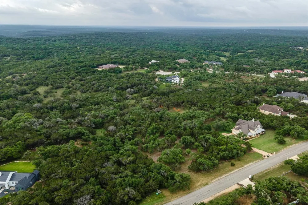 1005 Covered Bridge Drive Driftwood, TX 78619