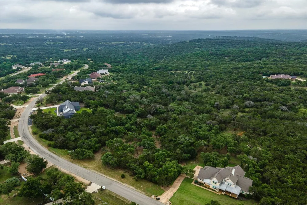 1005 Covered Bridge Drive Driftwood, TX 78619