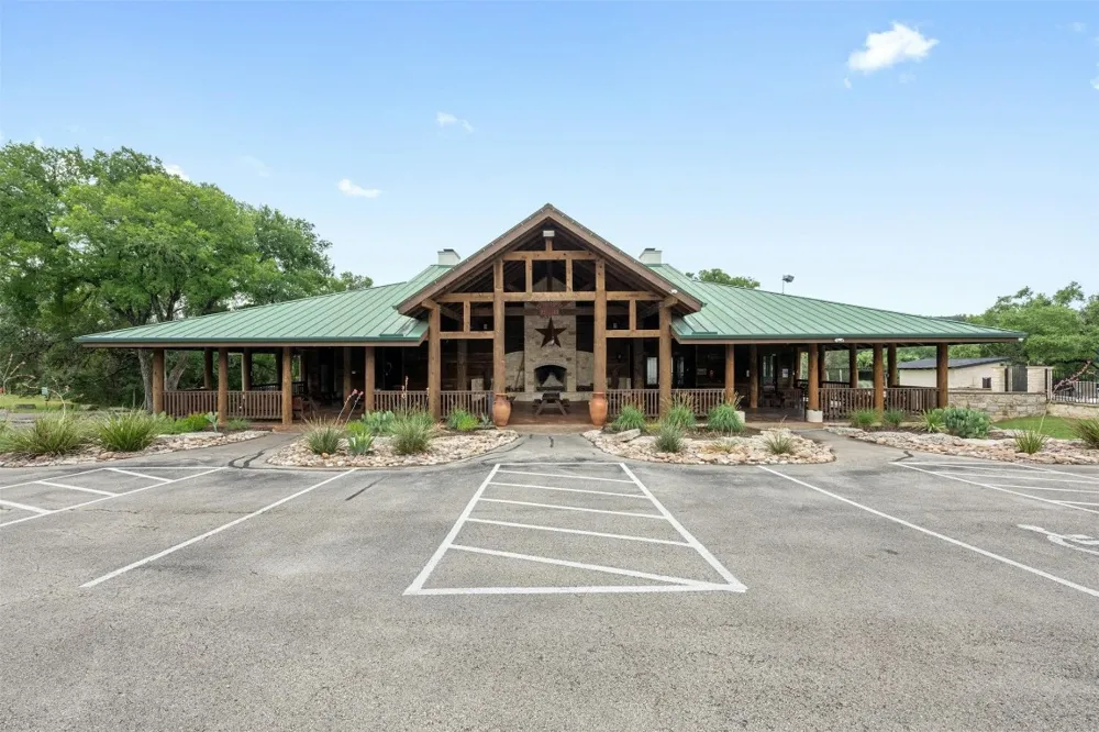 1005 Covered Bridge Drive Driftwood, TX 78619