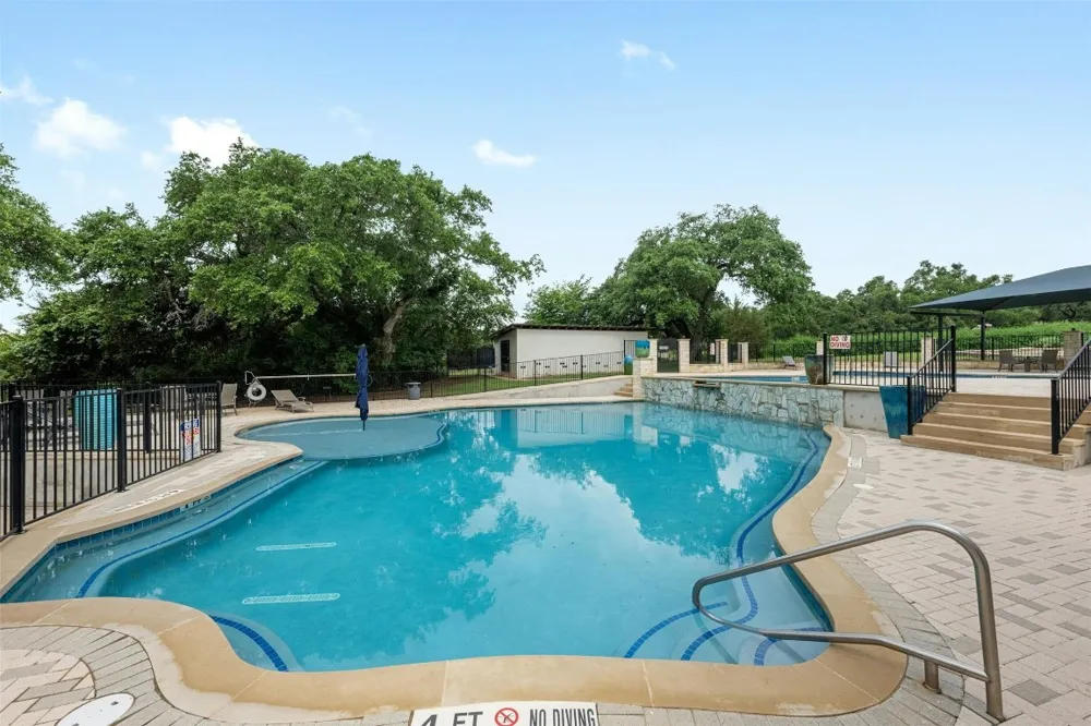 1005 Covered Bridge Drive Driftwood, TX 78619
