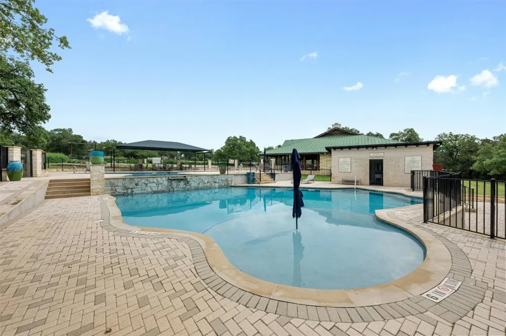 1005 Covered Bridge Drive Driftwood, TX 78619