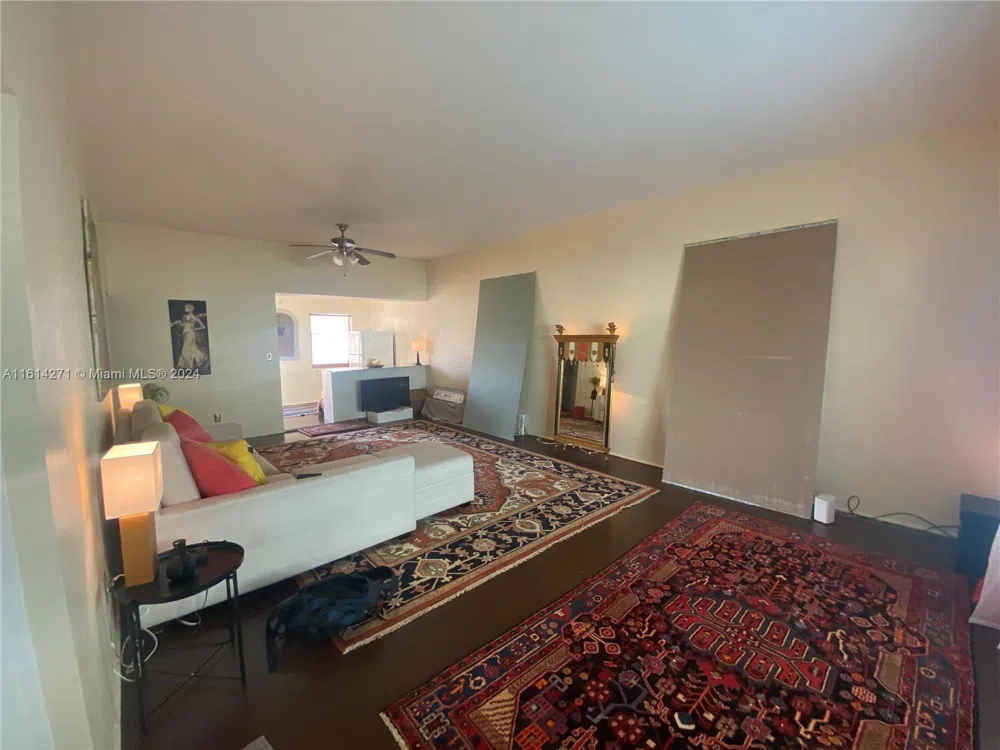 1409 S Federal Hwy Dania Beach, FL 33004