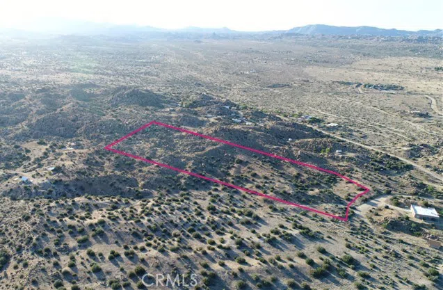 7 Oak Drive Pioneertown, CA 92268