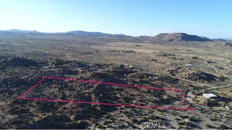 7 Oak Drive Pioneertown, CA 92268