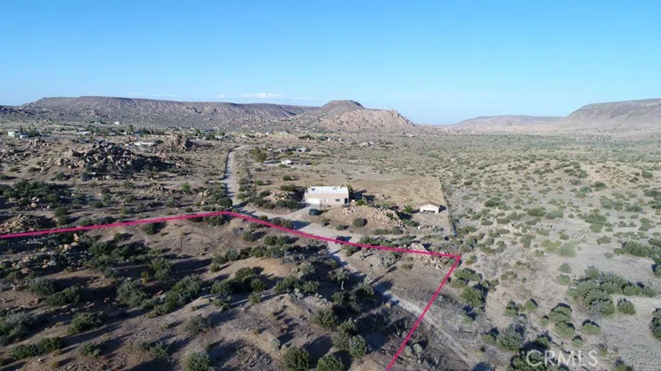 7 Oak Drive Pioneertown, CA 92268