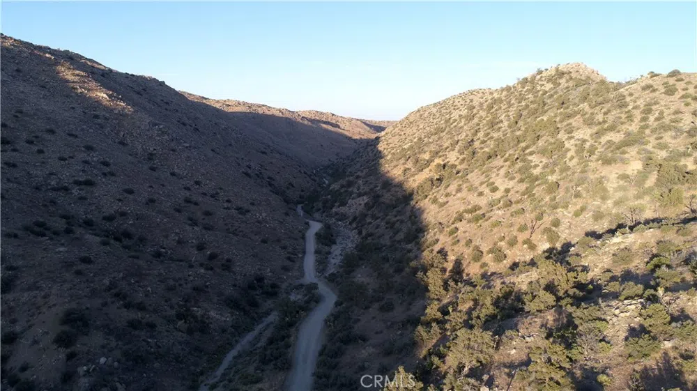 2 Near Burns Canyon Pioneertown, CA 92268