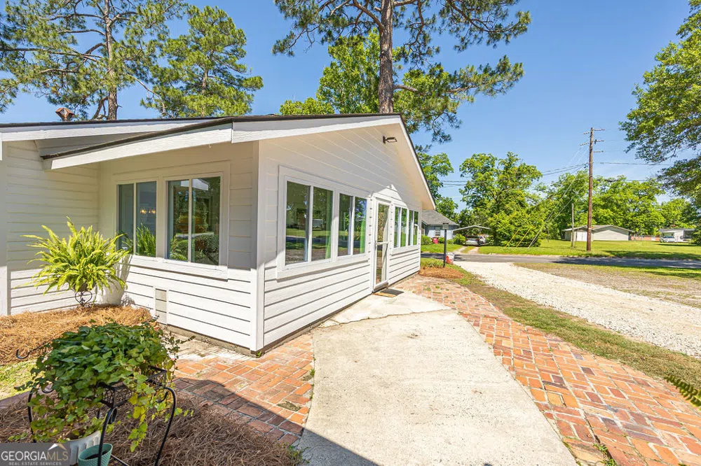 45 Seventh Helena, GA 31037