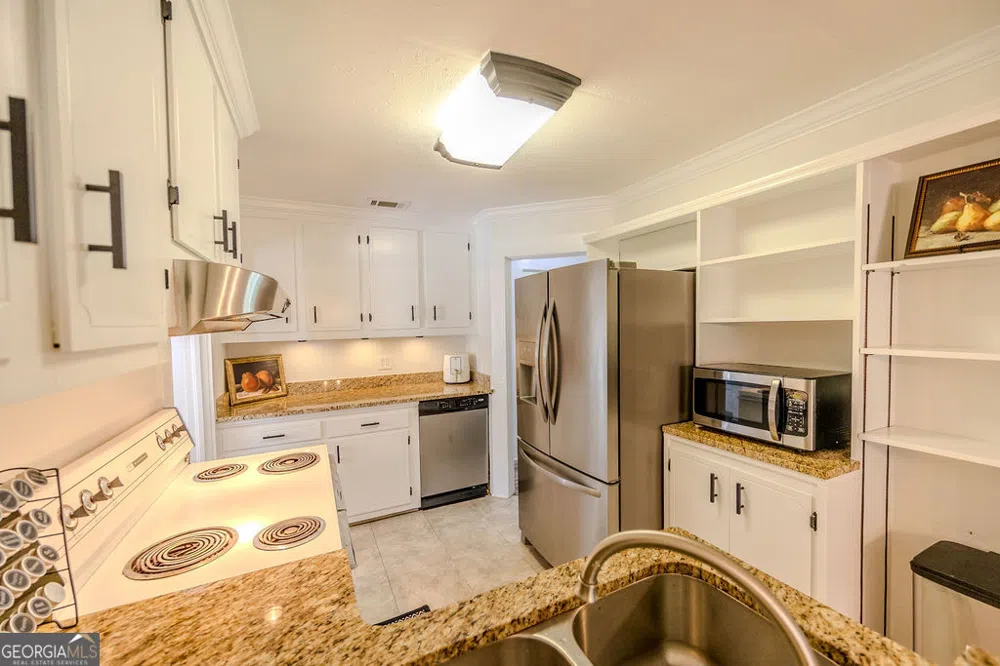 45 Seventh Helena, GA 31037