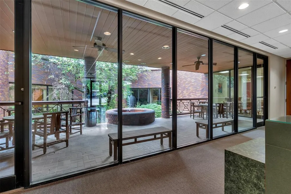 400 W Houston Marshall, TX 75670
