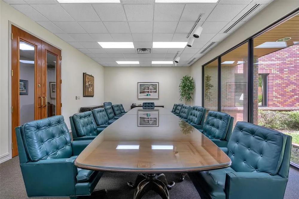 400 W Houston Marshall, TX 75670