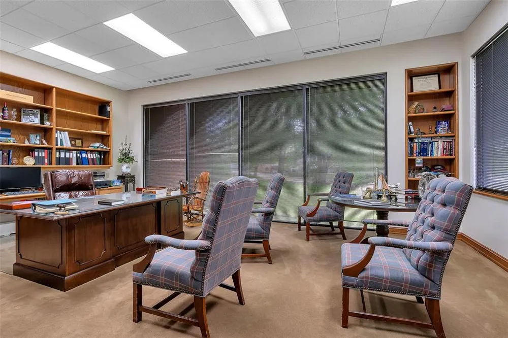 400 W Houston Marshall, TX 75670