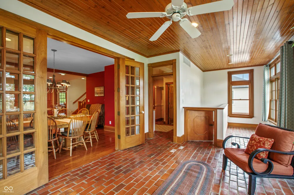 3917 525 W Fairland, IN 46126
