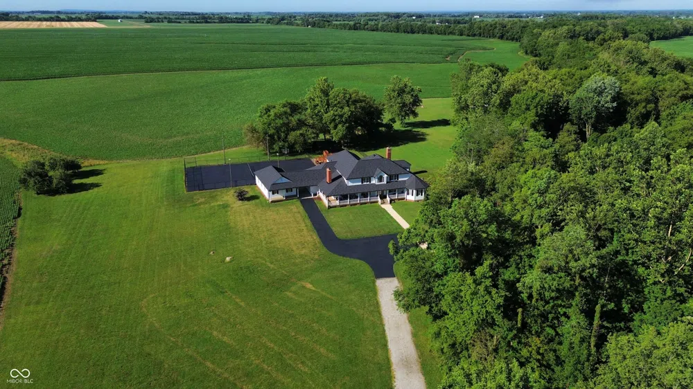 3917 525 W Fairland, IN 46126