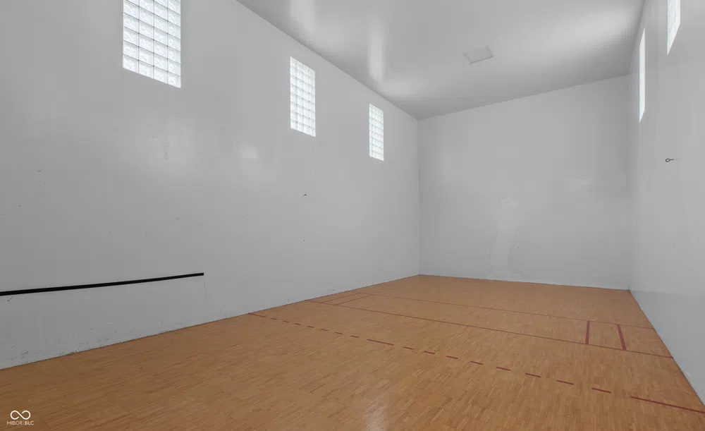 3917 525 W Fairland, IN 46126