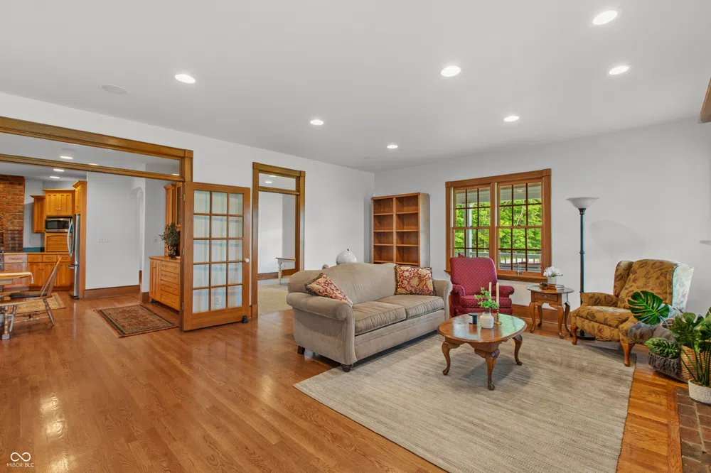 3917 525 W Fairland, IN 46126