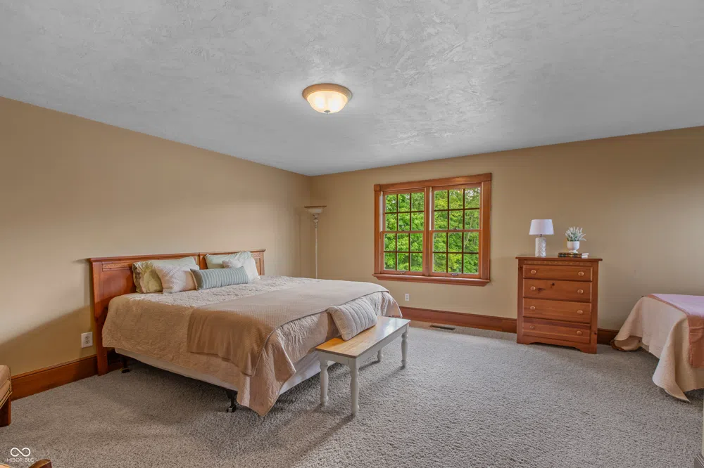 3917 525 W Fairland, IN 46126