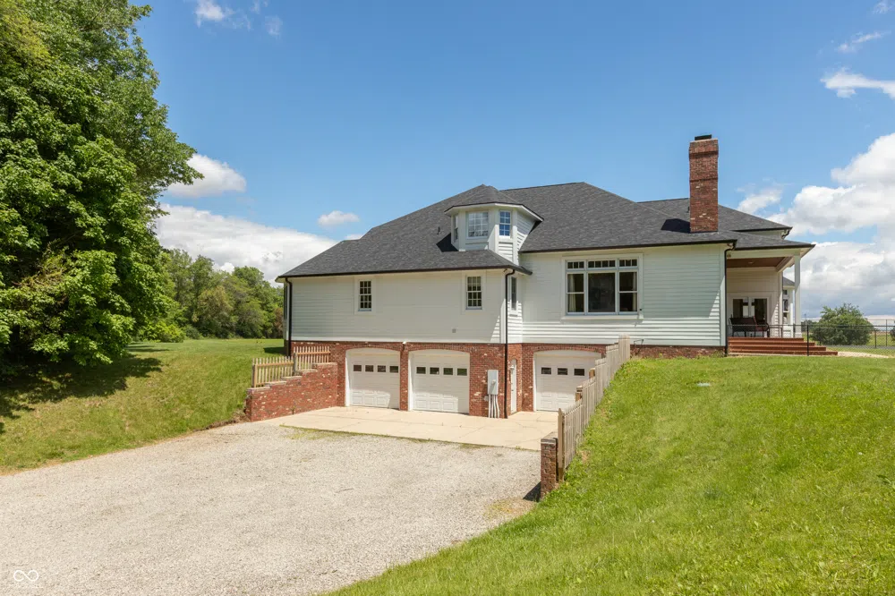 3917 525 W Fairland, IN 46126