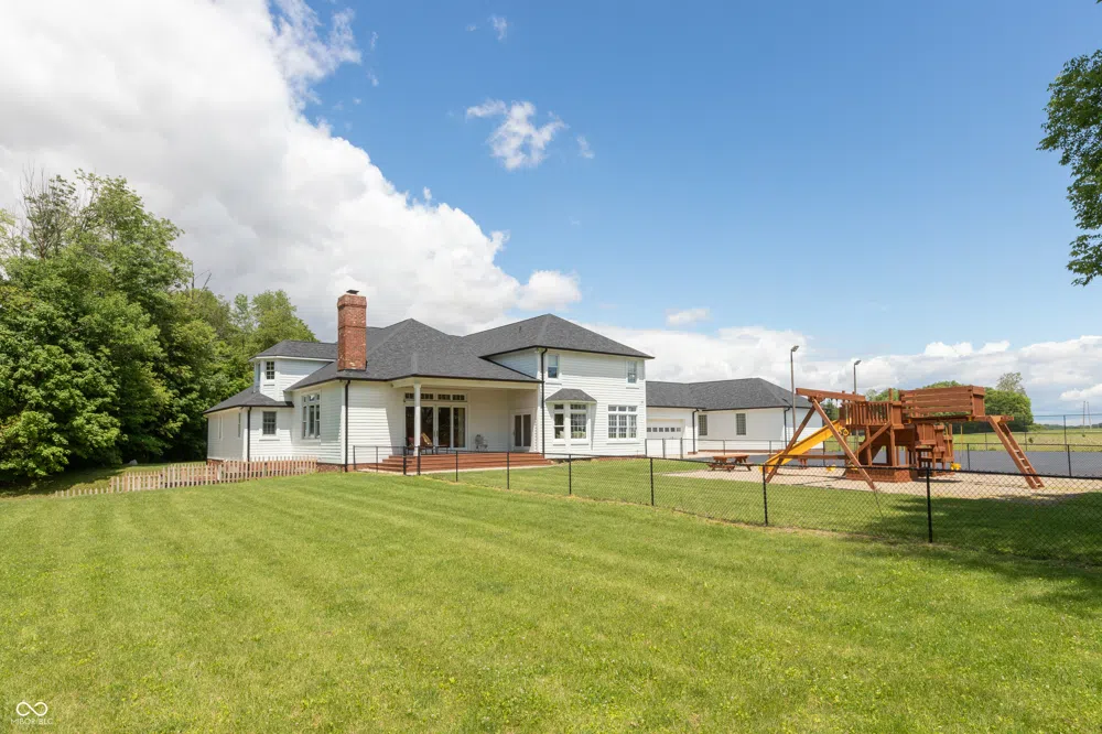 3917 525 W Fairland, IN 46126