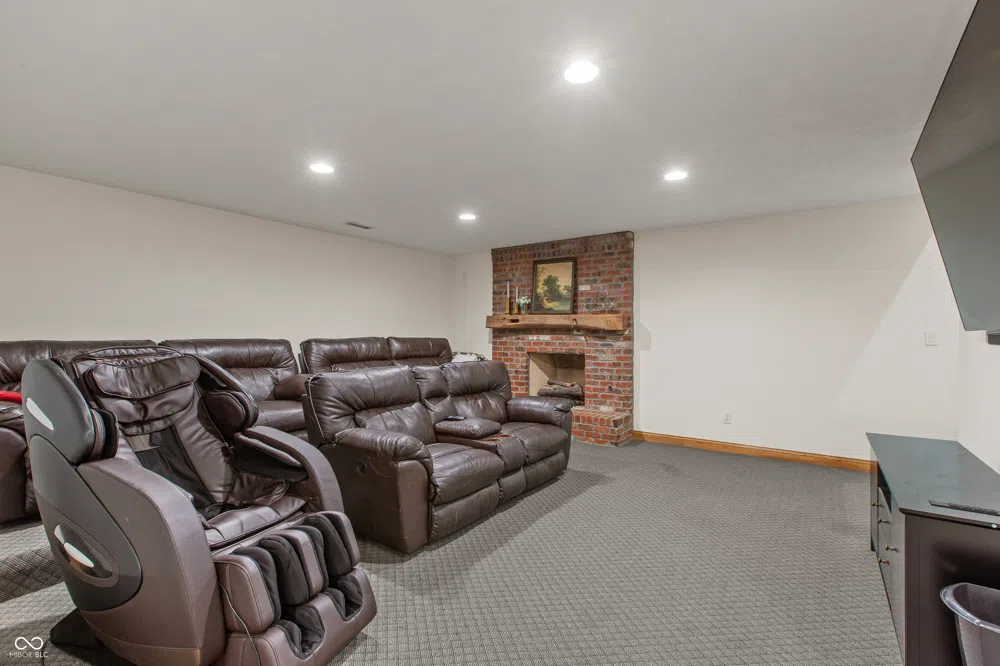 3917 525 W Fairland, IN 46126