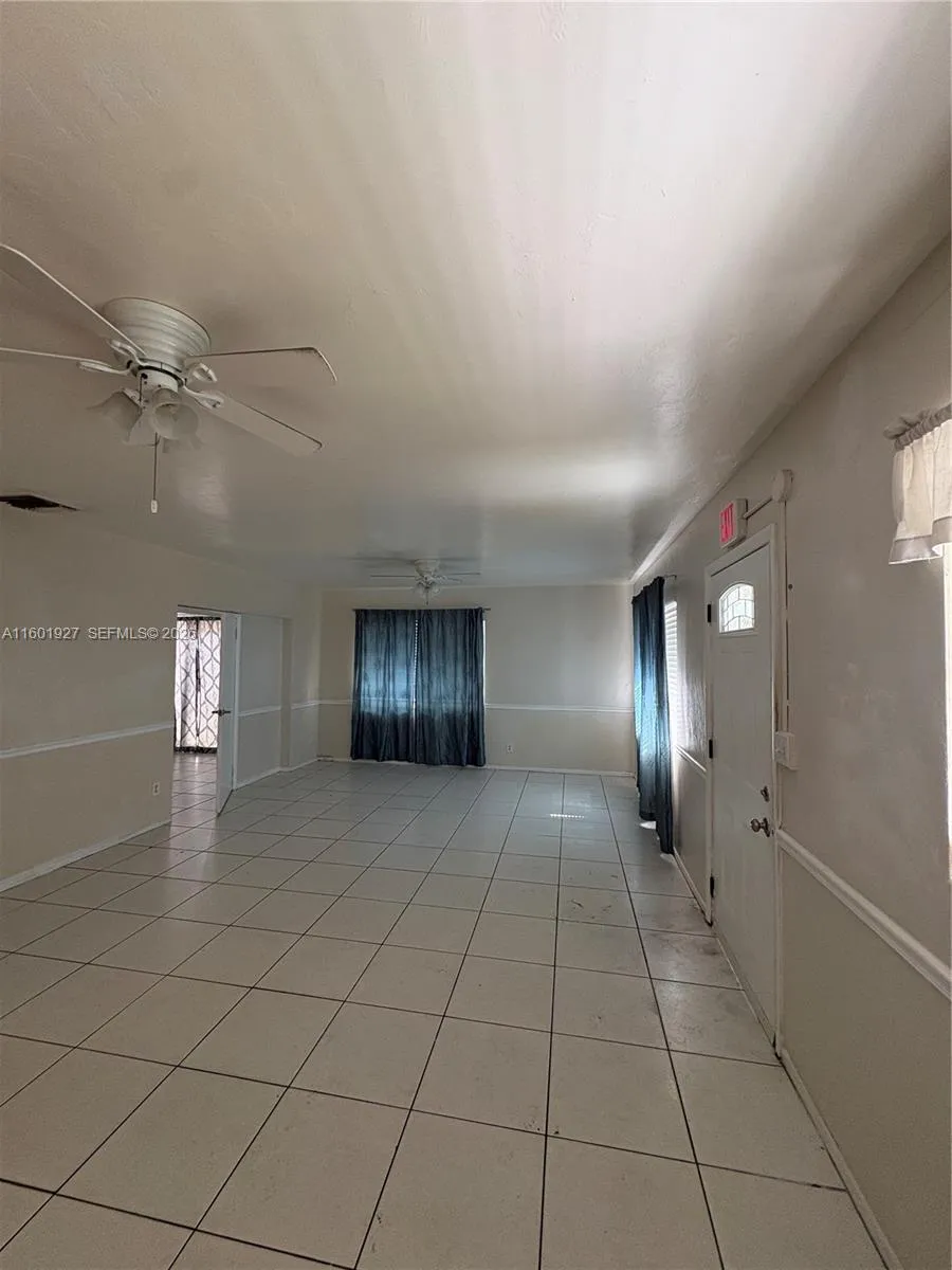 1739 SW 28th Ter Fort Lauderdale, FL 33312