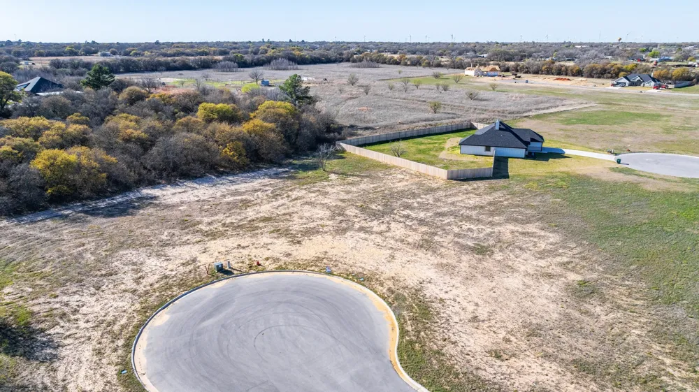 1004 Southwind Circle Clyde, TX 79510