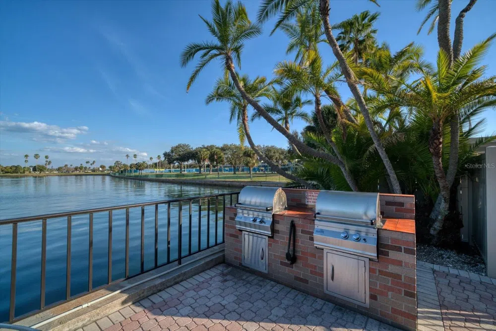 10355 PARADISE BOULEVARD #612 Treasure Island, FL 33706
