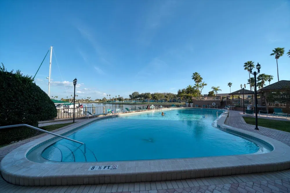10355 PARADISE BOULEVARD #612 Treasure Island, FL 33706