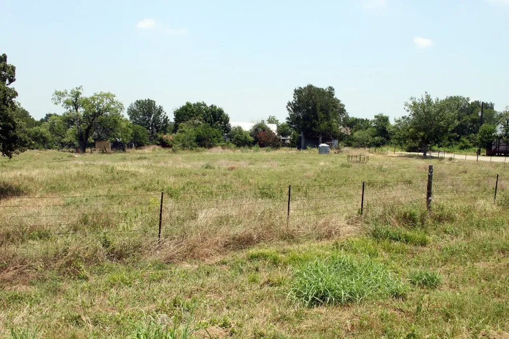 108 Sorrel Street Red Rock, TX 78662