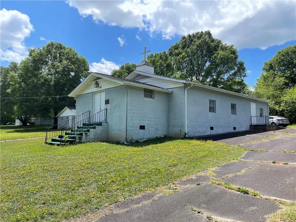 3391 Briarwood Drive Maiden, NC 28650