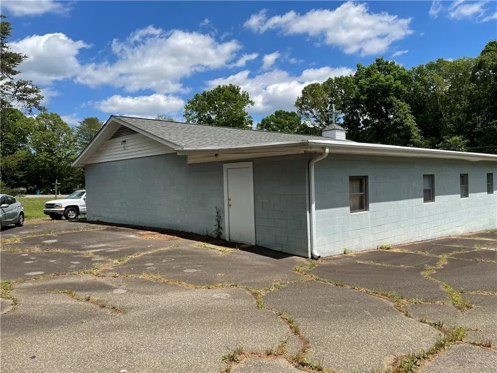 3391 Briarwood Drive Maiden, NC 28650