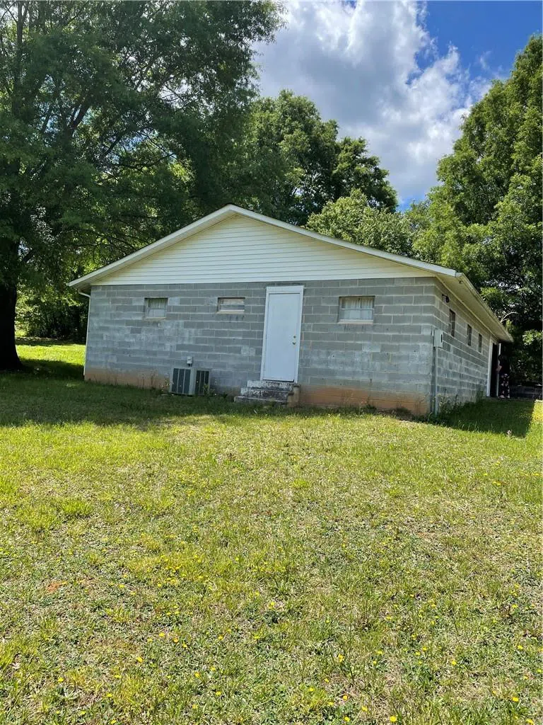 3391 Briarwood Drive Maiden, NC 28650