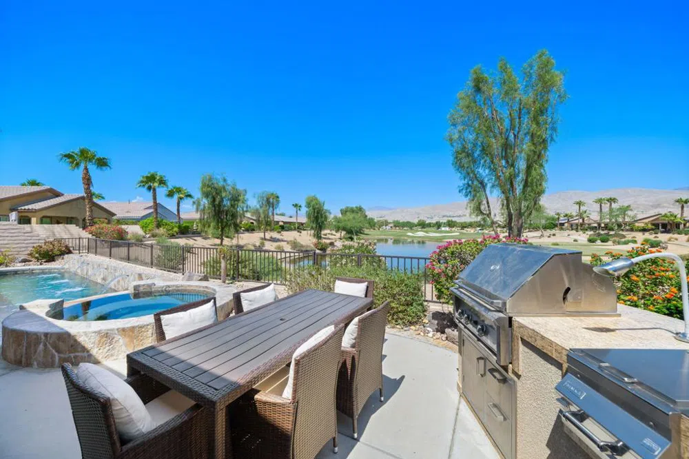 81074 Avenida Neblina Indio, CA 92203