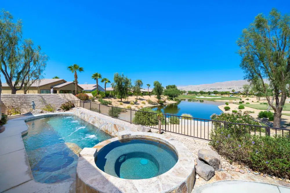 81074 Avenida Neblina Indio, CA 92203