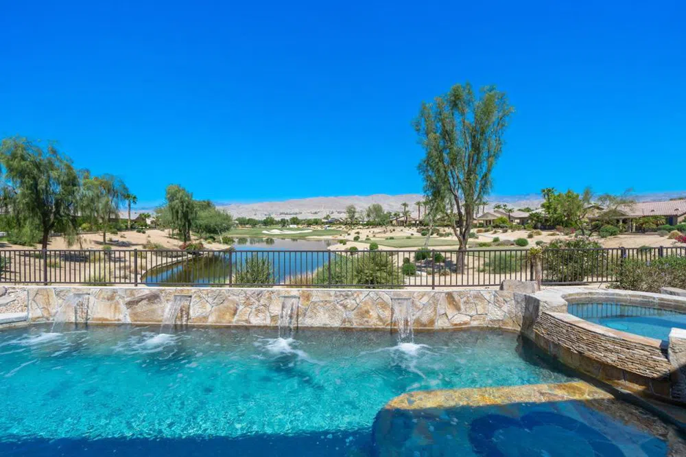 81074 Avenida Neblina Indio, CA 92203