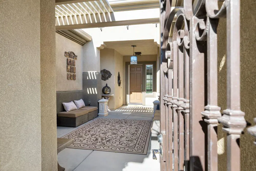 81074 Avenida Neblina Indio, CA 92203