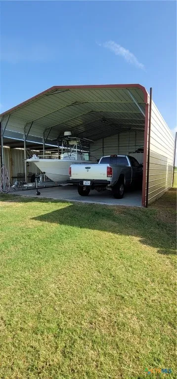 1012 W Denver Avenue Seadrift, TX 77983