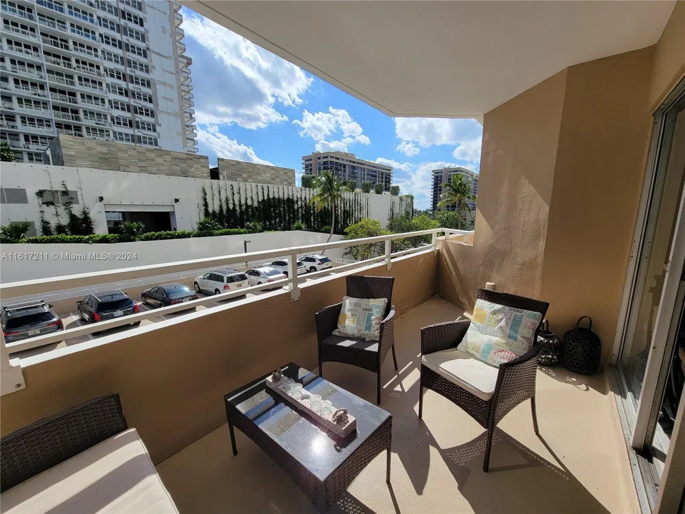 1980 S Ocean Dr #2C Hallandale Beach, FL 33009