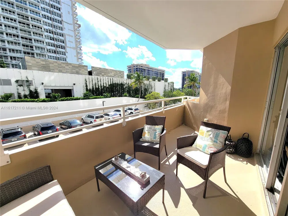 1980 S Ocean Dr #2C Hallandale Beach, FL 33009