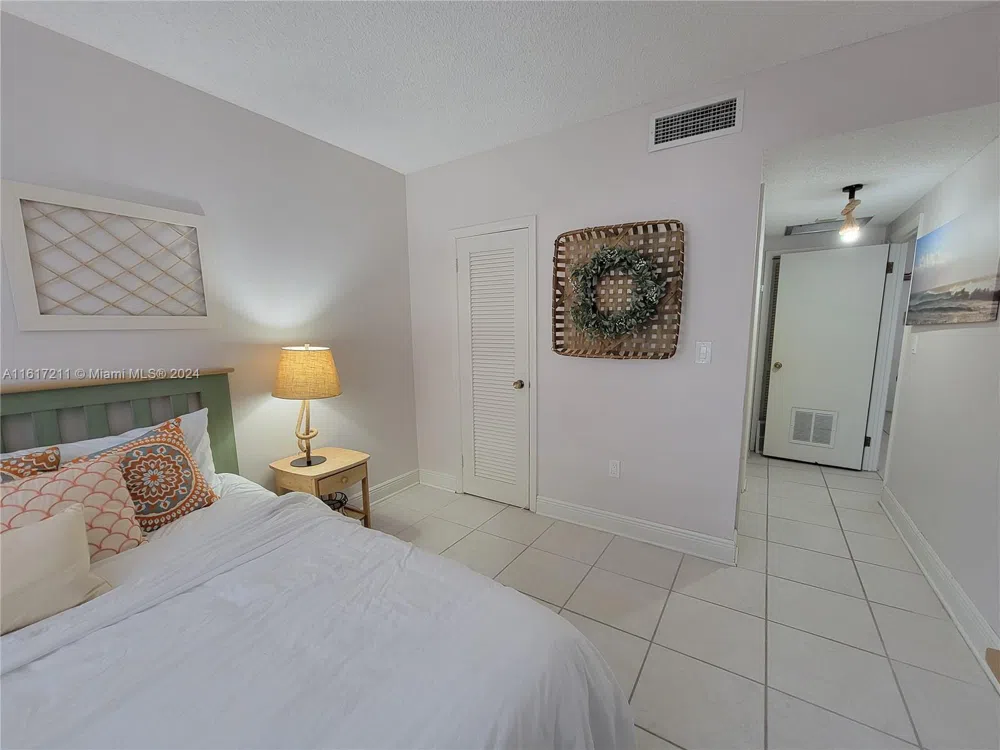 1980 S Ocean Dr #2C Hallandale Beach, FL 33009