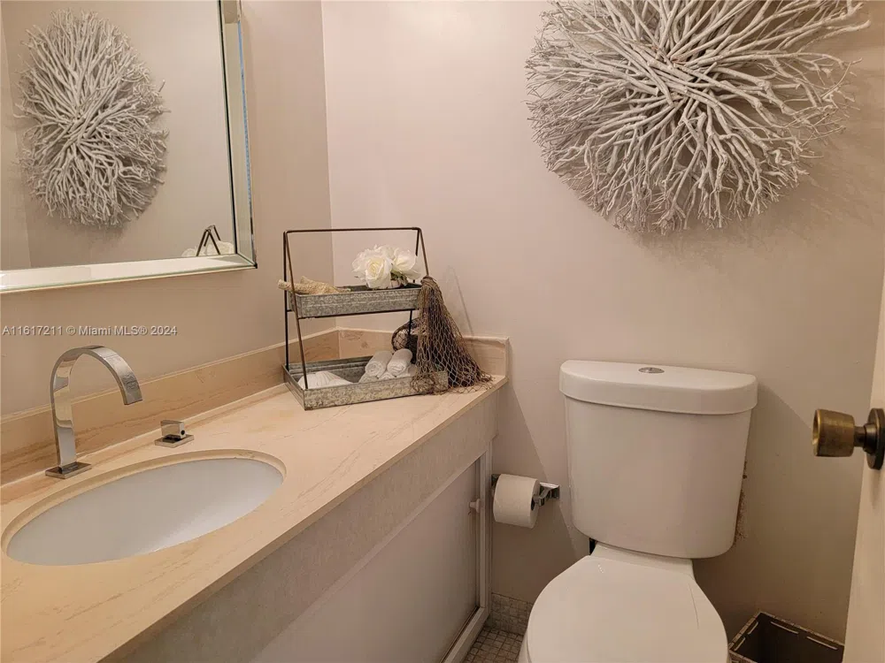 1980 S Ocean Dr #2C Hallandale Beach, FL 33009