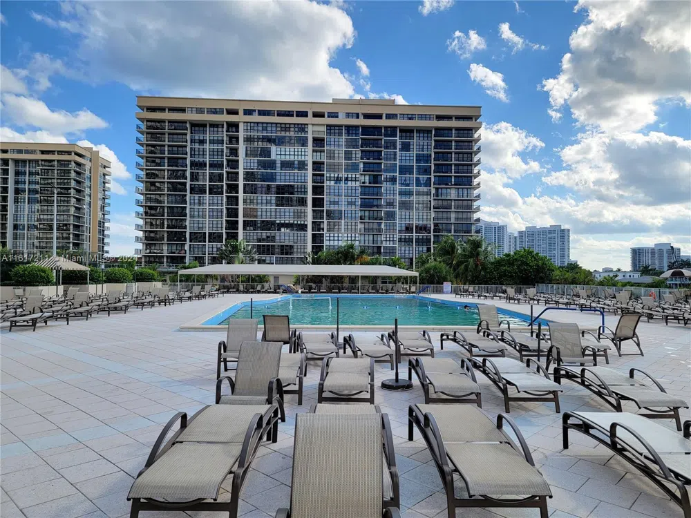 1980 S Ocean Dr #2C Hallandale Beach, FL 33009