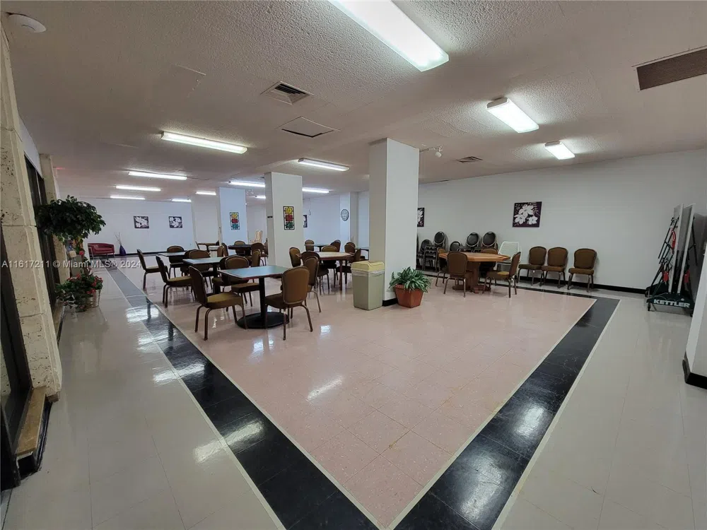 1980 S Ocean Dr #2C Hallandale Beach, FL 33009