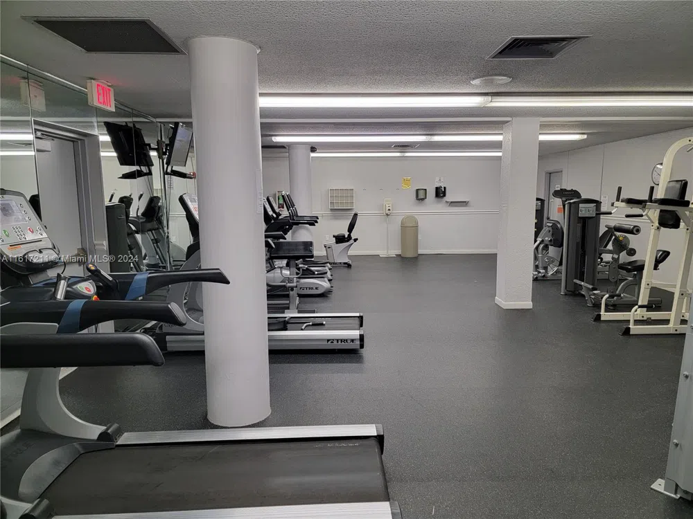 1980 S Ocean Dr #2C Hallandale Beach, FL 33009