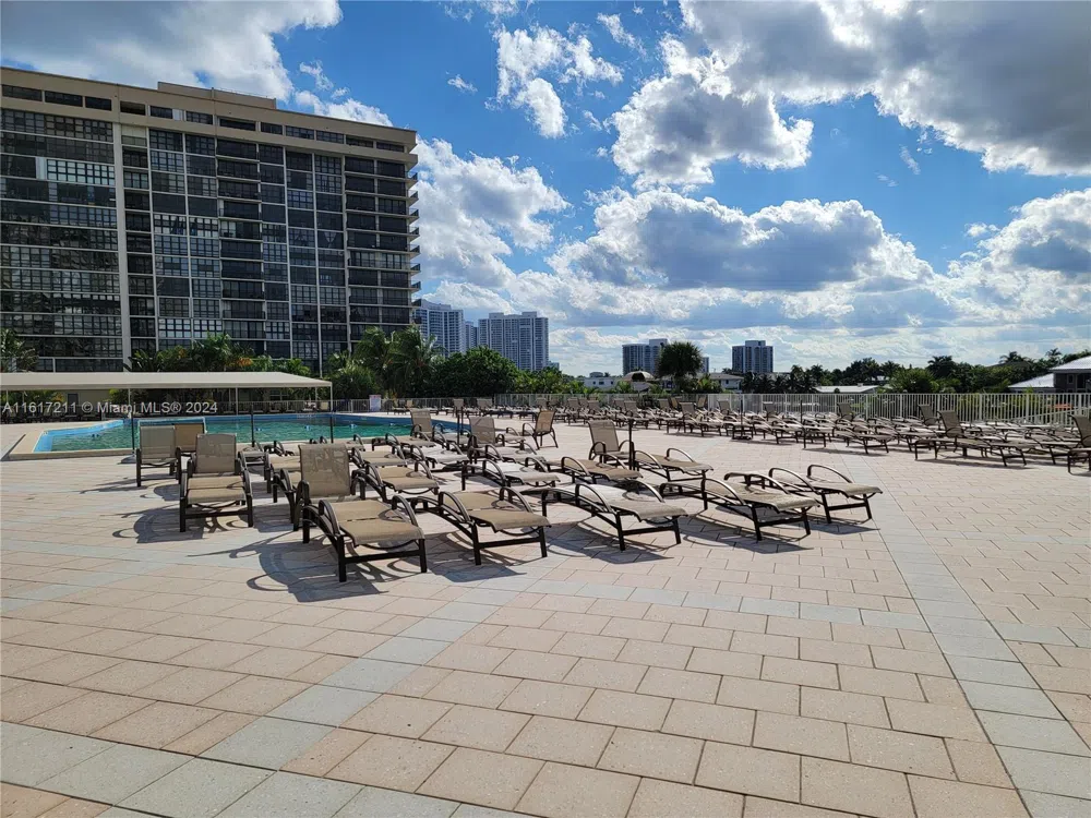 1980 S Ocean Dr #2C Hallandale Beach, FL 33009