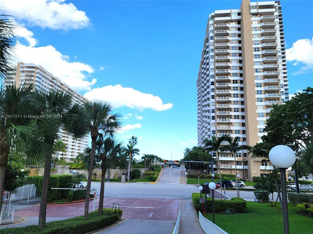 1980 S Ocean Dr #2C Hallandale Beach, FL 33009